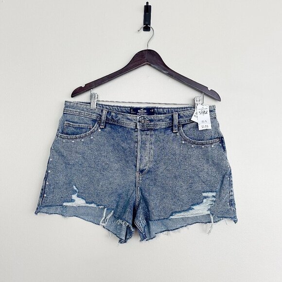NWT Hollister High-Rise Mom Shorts 3” | Size 17 (W33) | Studded Distressed Denim - Picture 1 of 7